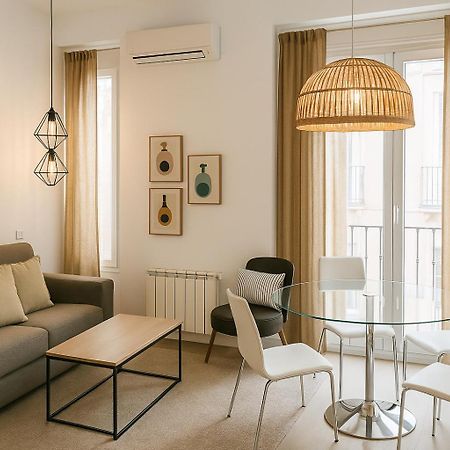 Sixrooms Plaza Mayor Мадрид Екстериор снимка