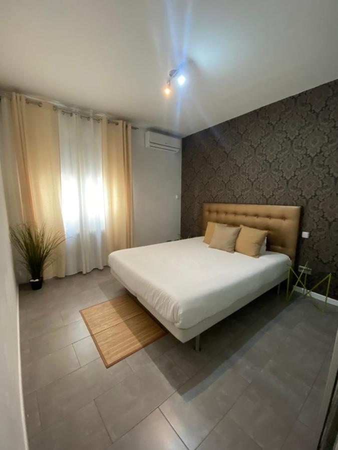 Sixrooms Plaza Mayor Мадрид Стая снимка